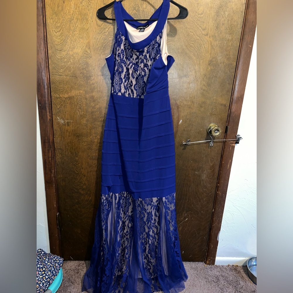 Plus Size 2X Formal Royal Blue & Cream Mermaid Style Lace Evening Gown